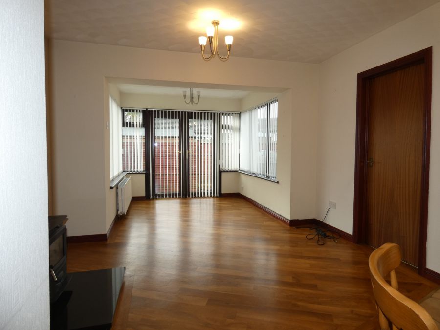 5 Castlehill Close