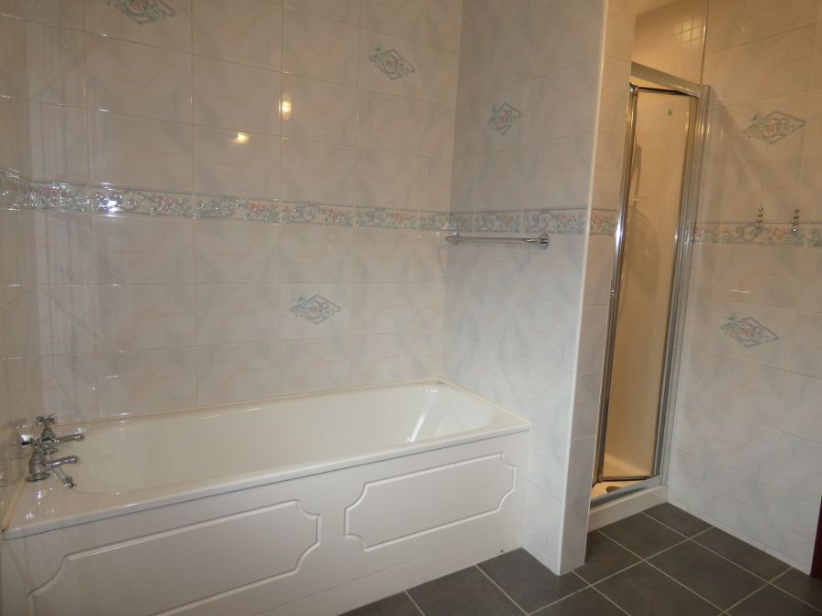 5 Castlehill Close