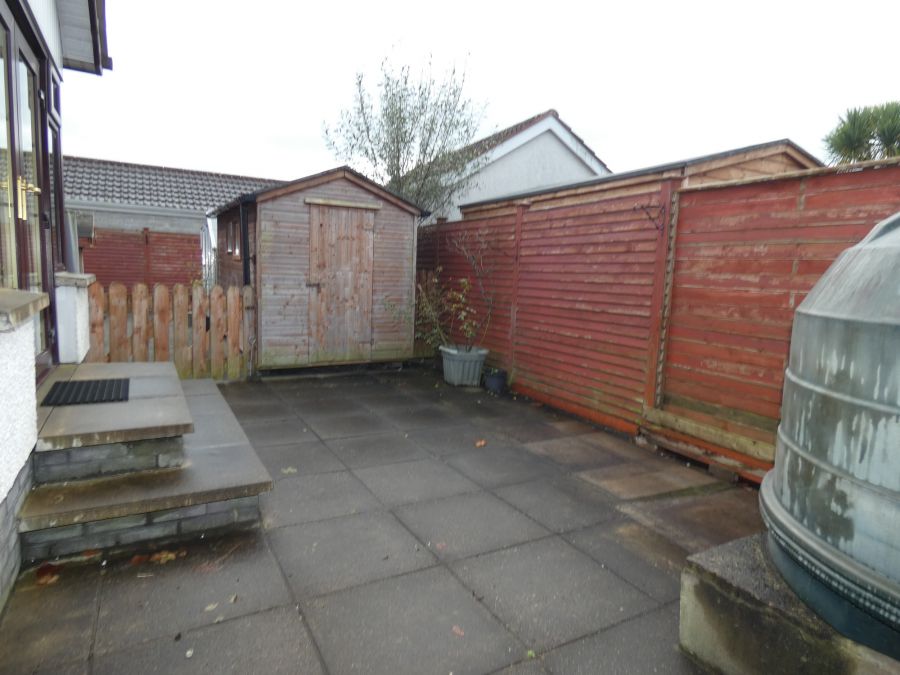 5 Castlehill Close