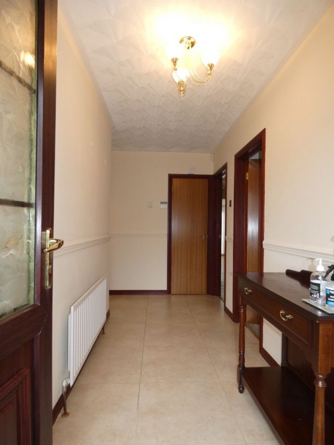 5 Castlehill Close