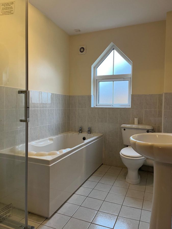 1 Claragh Hill Crescent