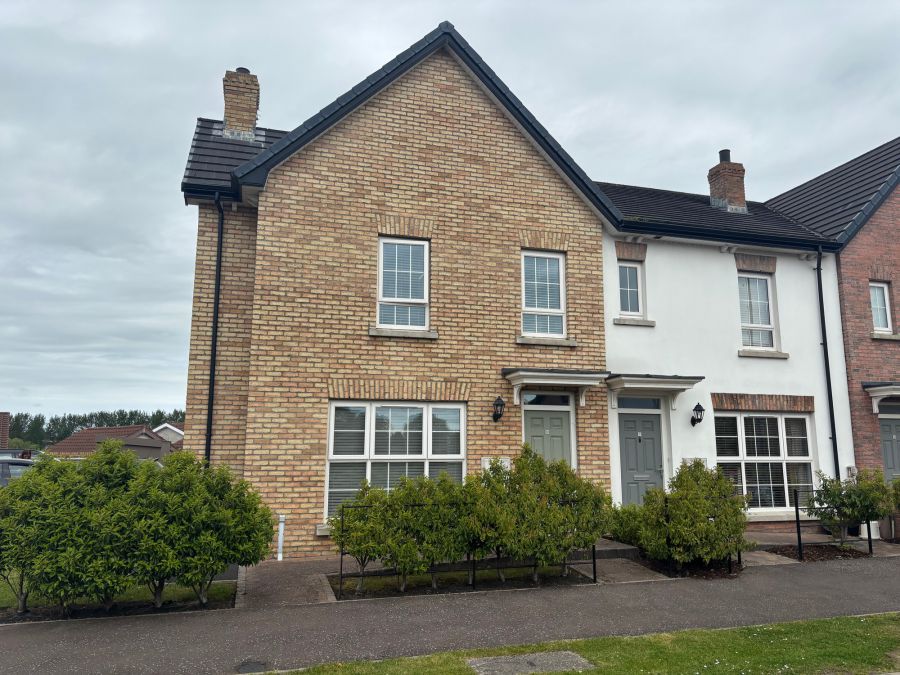 10 Paddock Lane