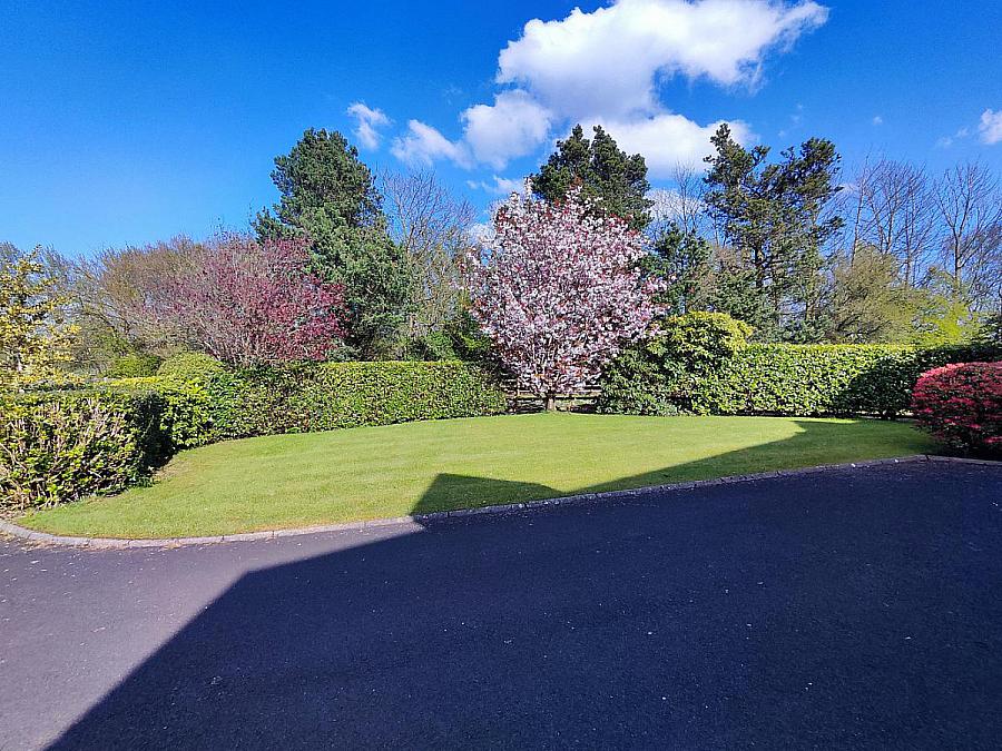 2A, Beechfield Park