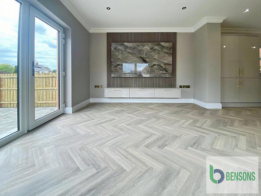 16 Portrush Road