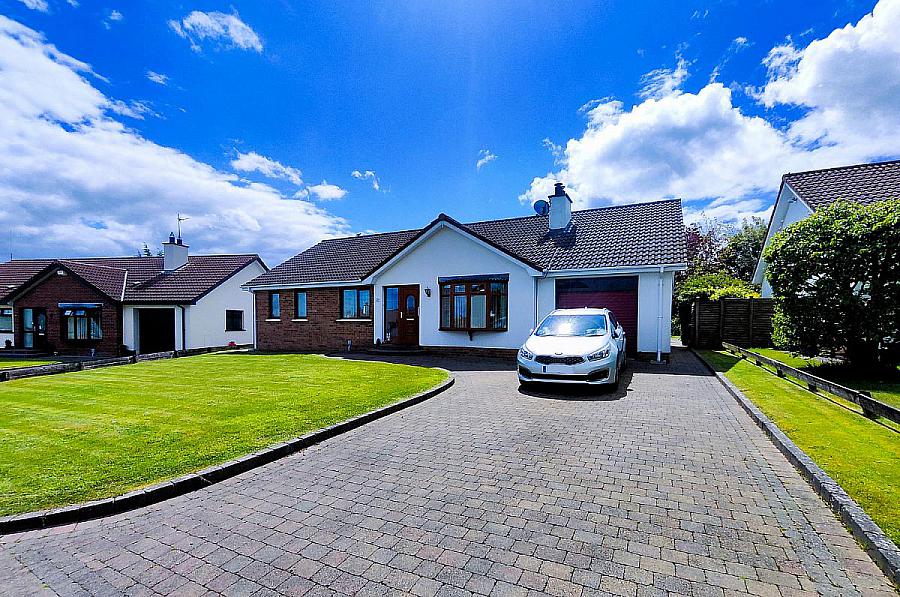 42 Broomhill Park