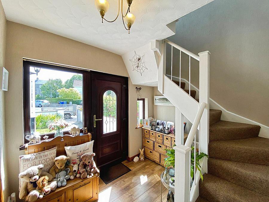 5 Riversdale Crescent