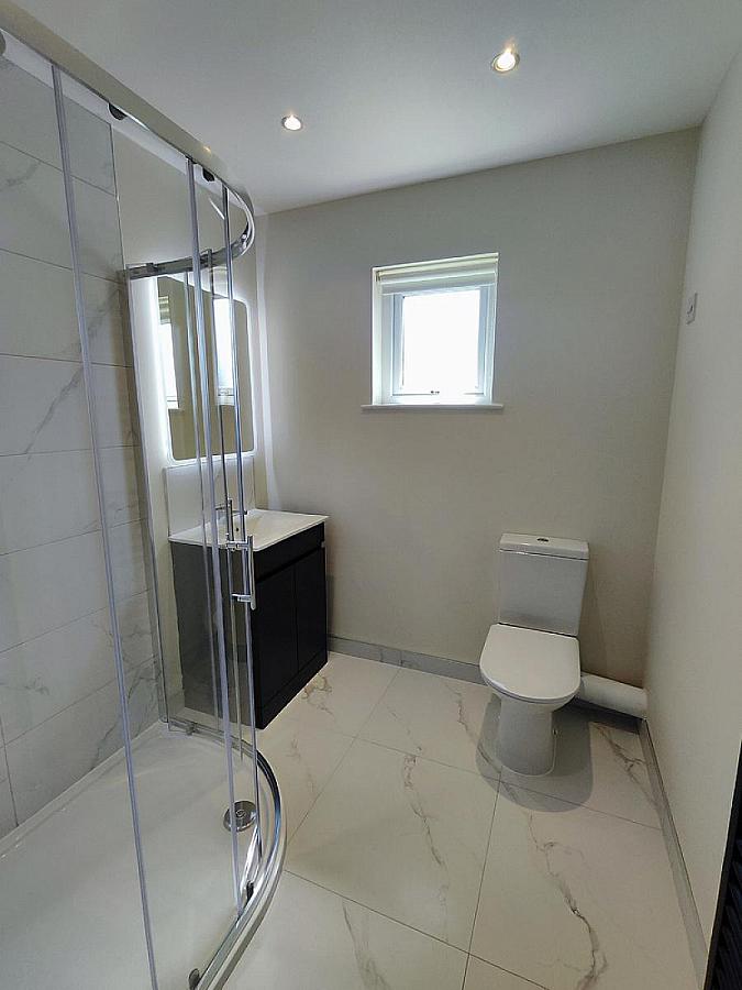 6 Lodge Mews, Lodge Road