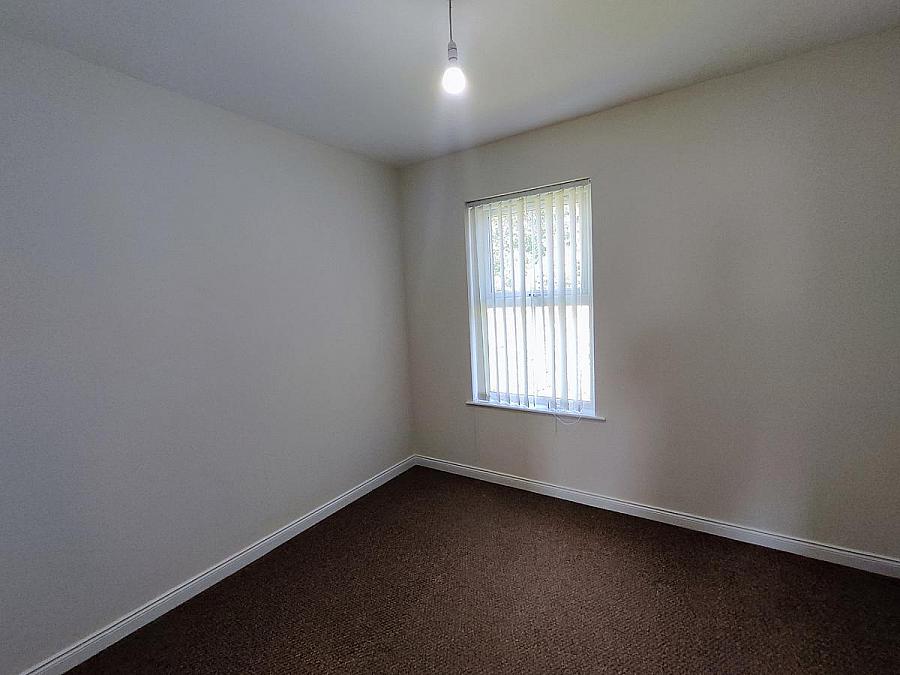 6 Lodge Mews, Lodge Road
