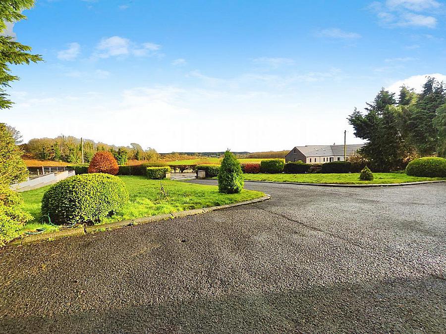 16 Shinny Road, Macosquin