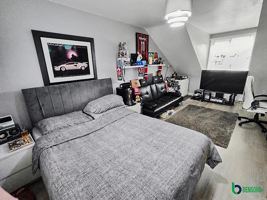 34 Somerset Crescent