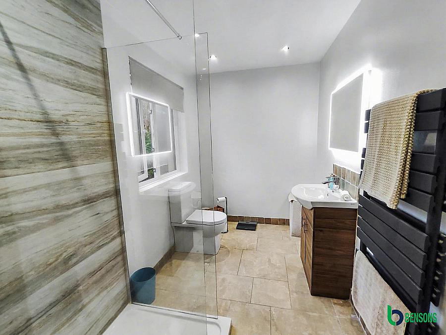 34 Somerset Crescent