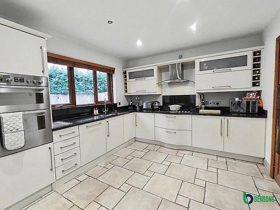 34 Somerset Crescent