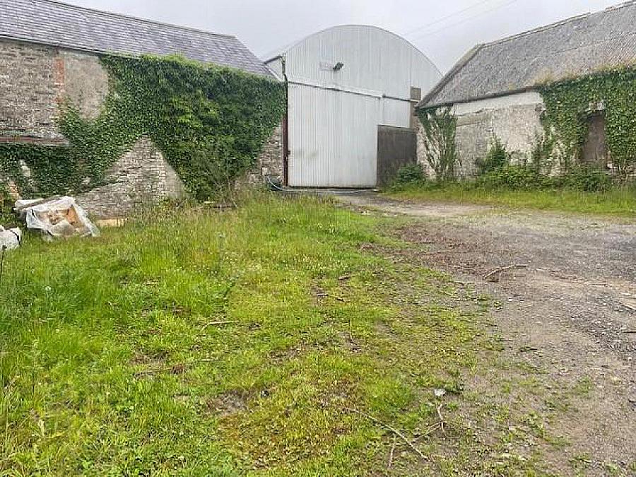 Yard At Oughtagh Road, Killaloo