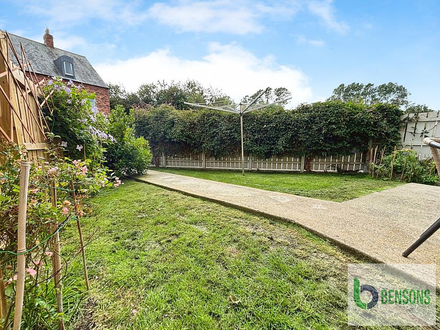 19 Shell Hill Crescent