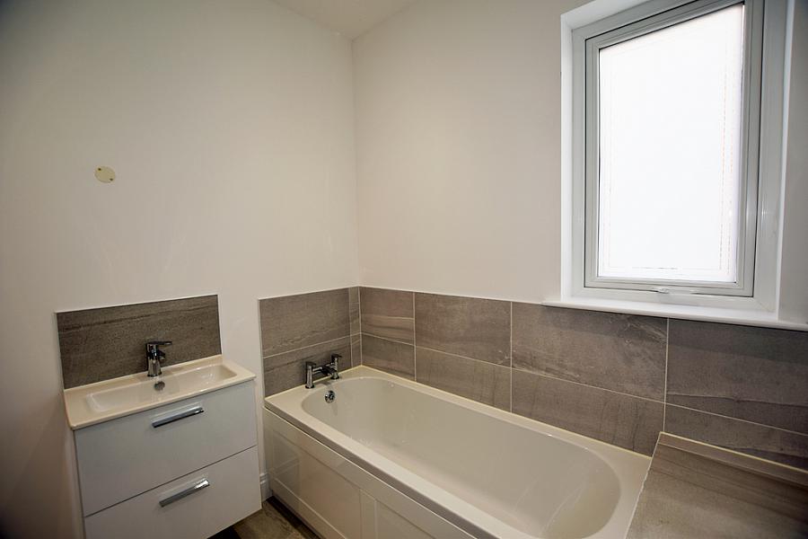 10 Blackthorn Drive 10 Blackthorn Drive