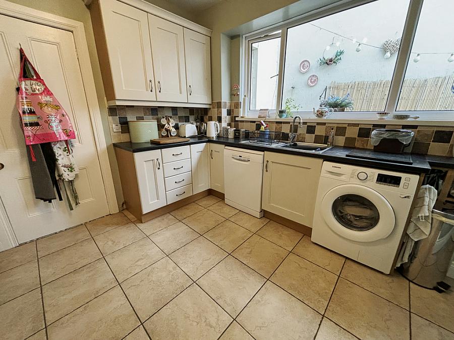 32 Mountsandel Road