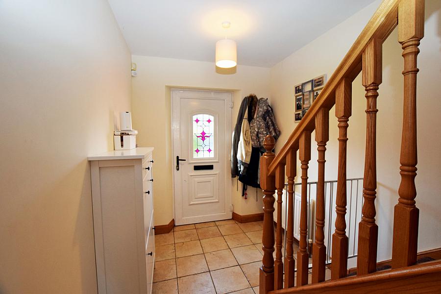 7 Knockbracken Walk