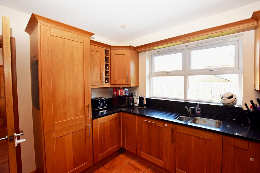 7 Knockbracken Walk