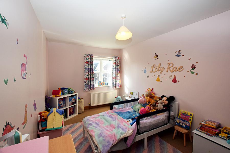 7 Knockbracken Walk