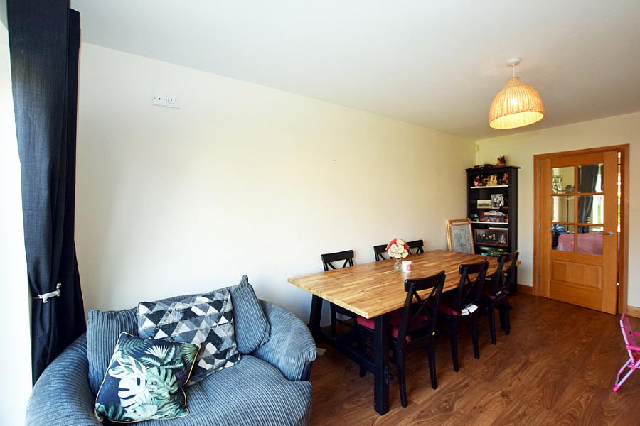 7 Knockbracken Walk
