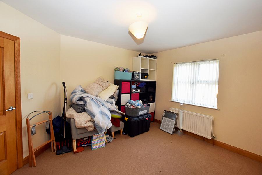 7 Knockbracken Walk