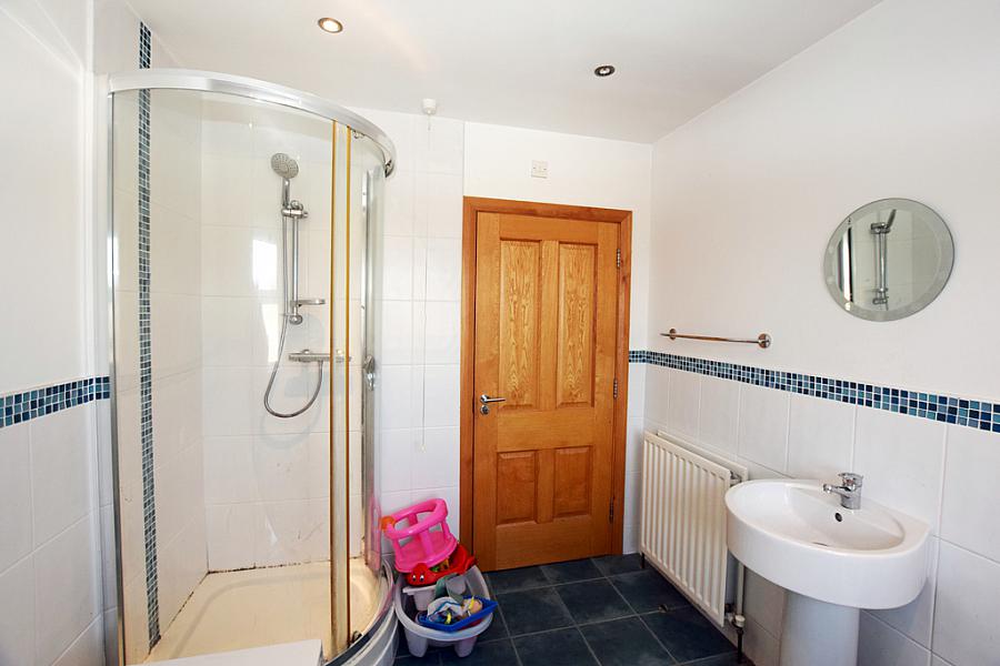7 Knockbracken Walk