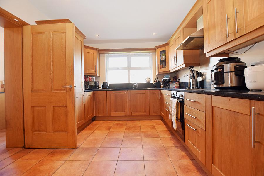 7 Knockbracken Walk