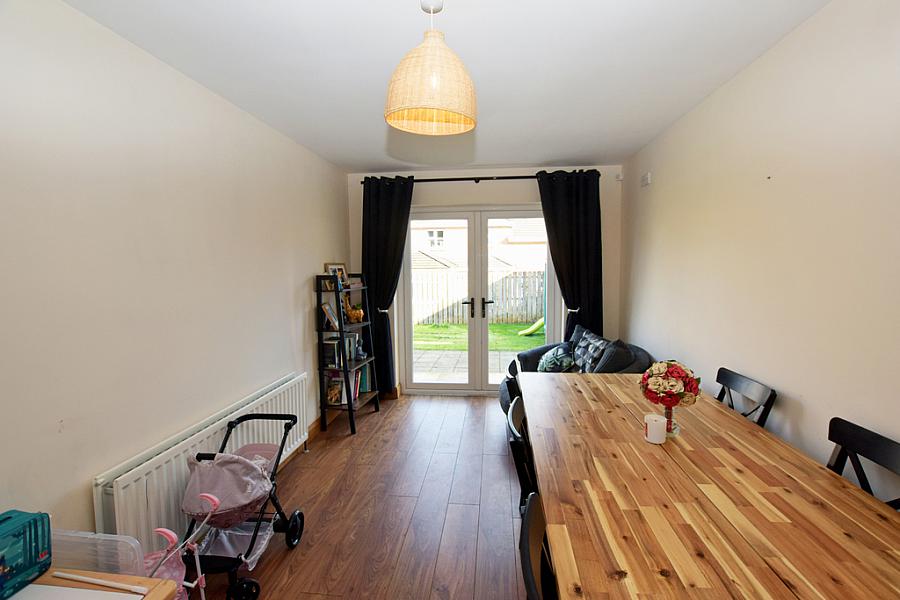7 Knockbracken Walk