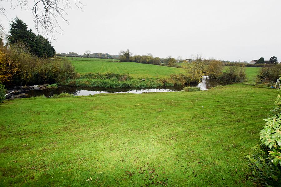 16 Knockaduff Road