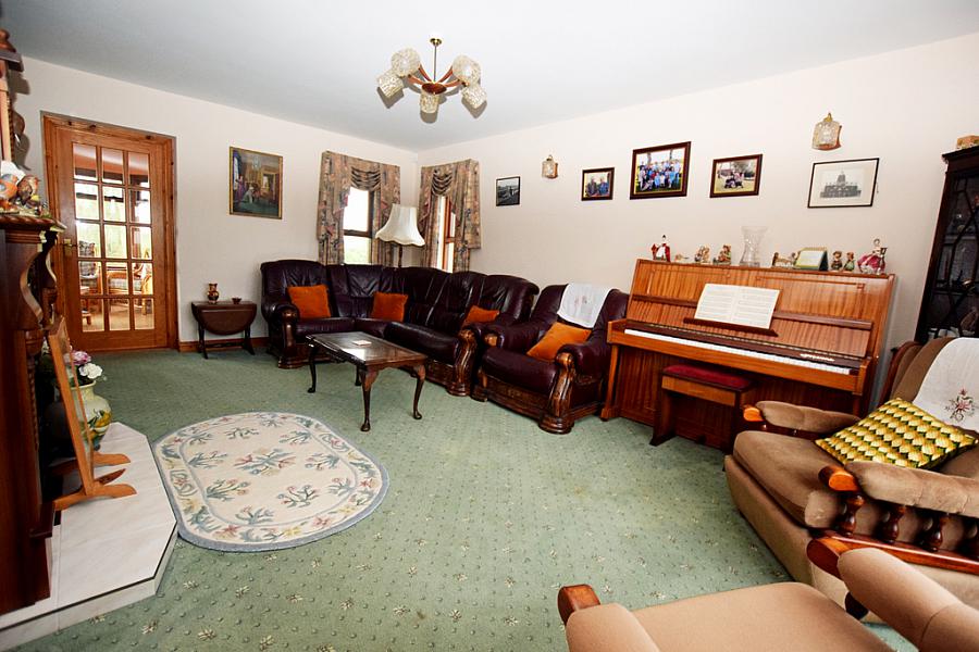 16 Knockaduff Road