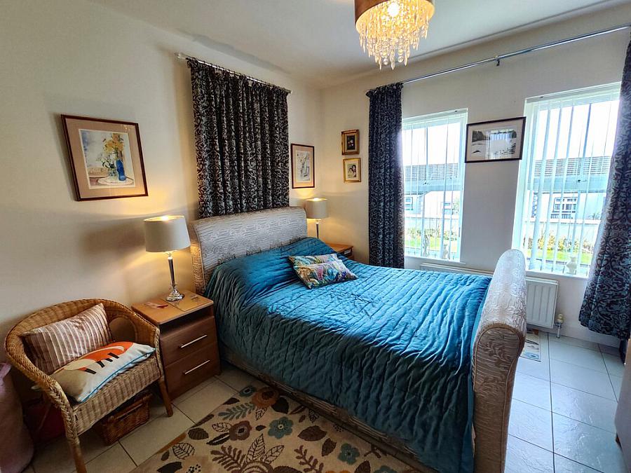 5 Strandview Mews