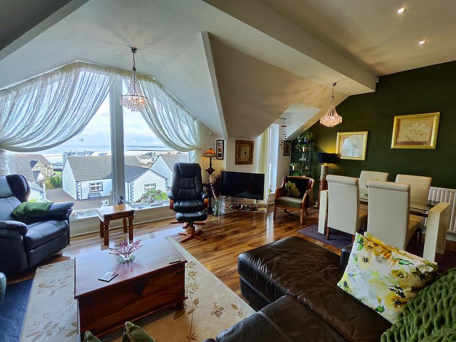5 Strandview Mews