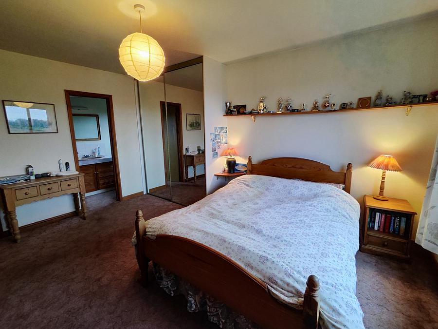 53 Curragh Road 53 Curragh Road