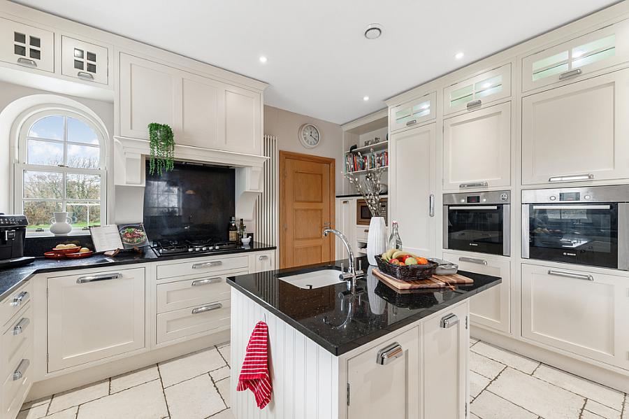 61 Glebe Road