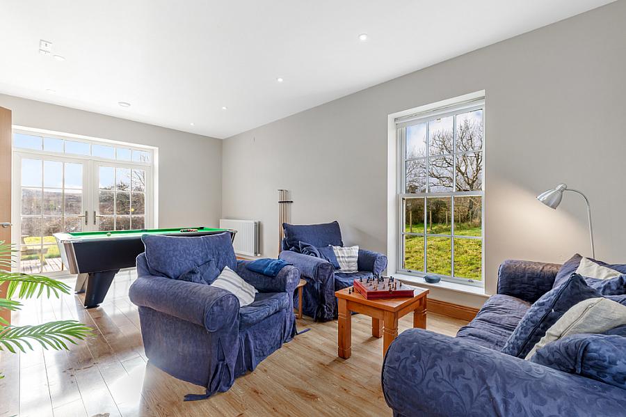 61 Glebe Road