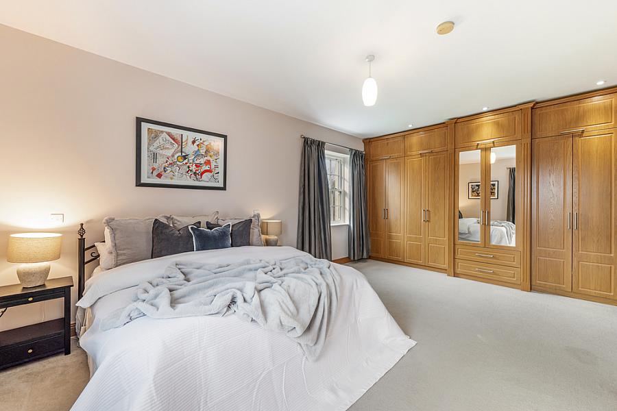 61 Glebe Road