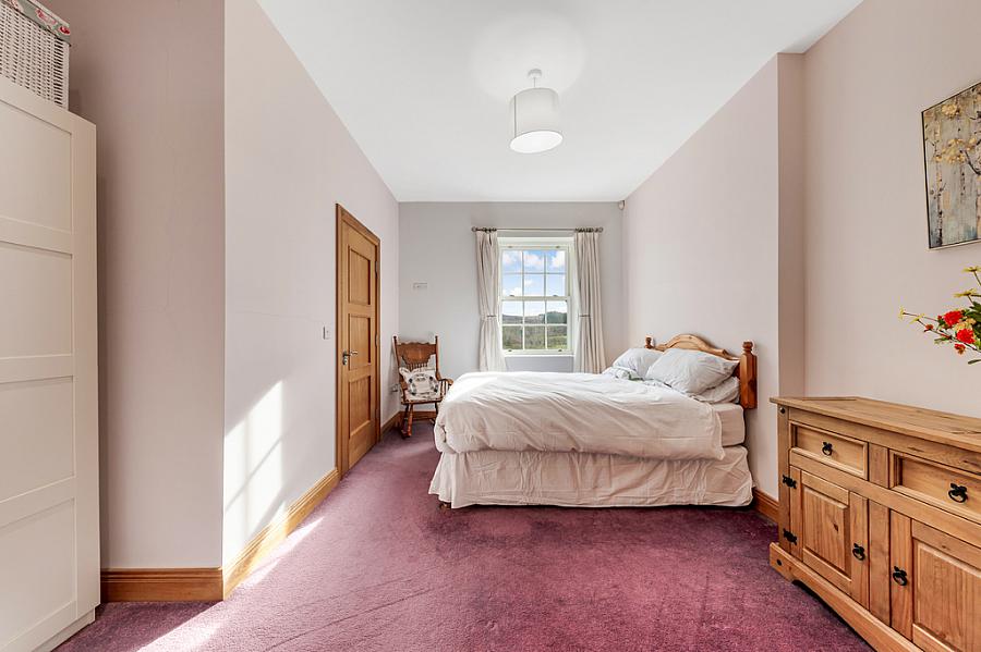 61 Glebe Road
