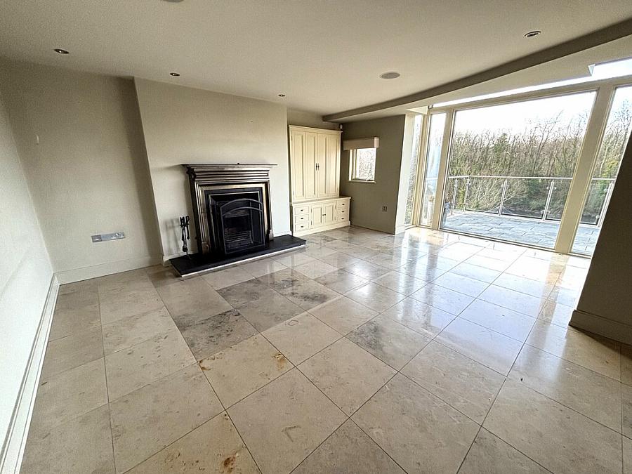 21c Loughan Road
