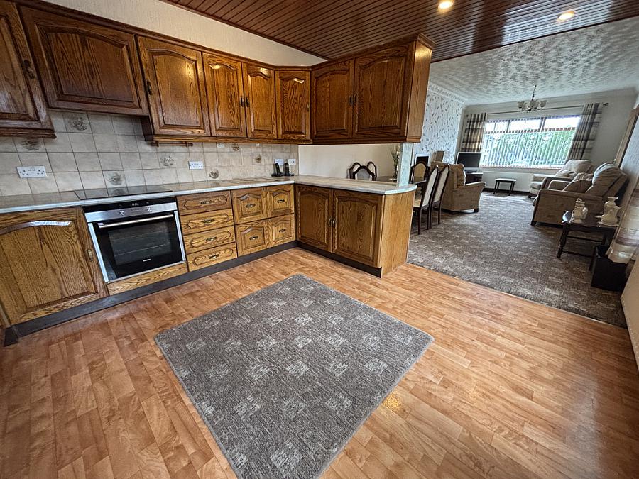 766 Farranseer Park
