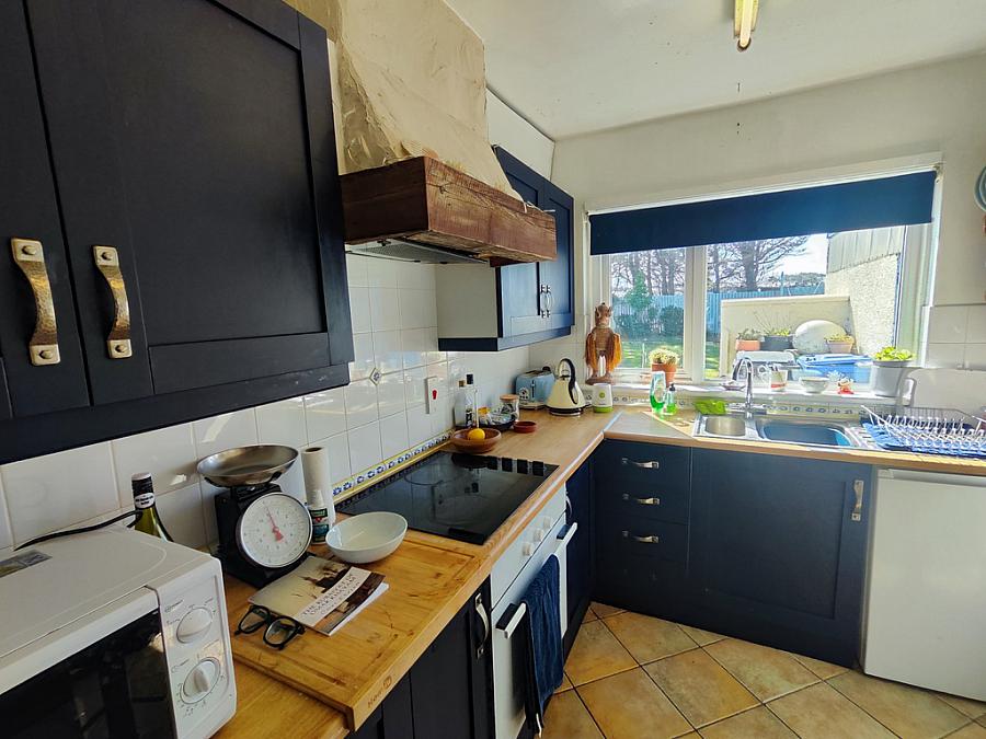 3 Sunnyvale Avenue