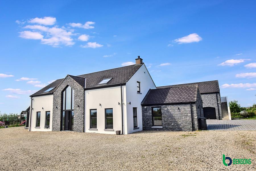 90a Knowehead Road