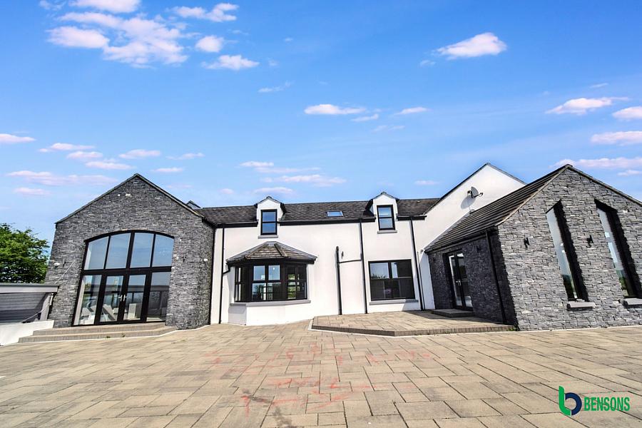 90a Knowehead Road