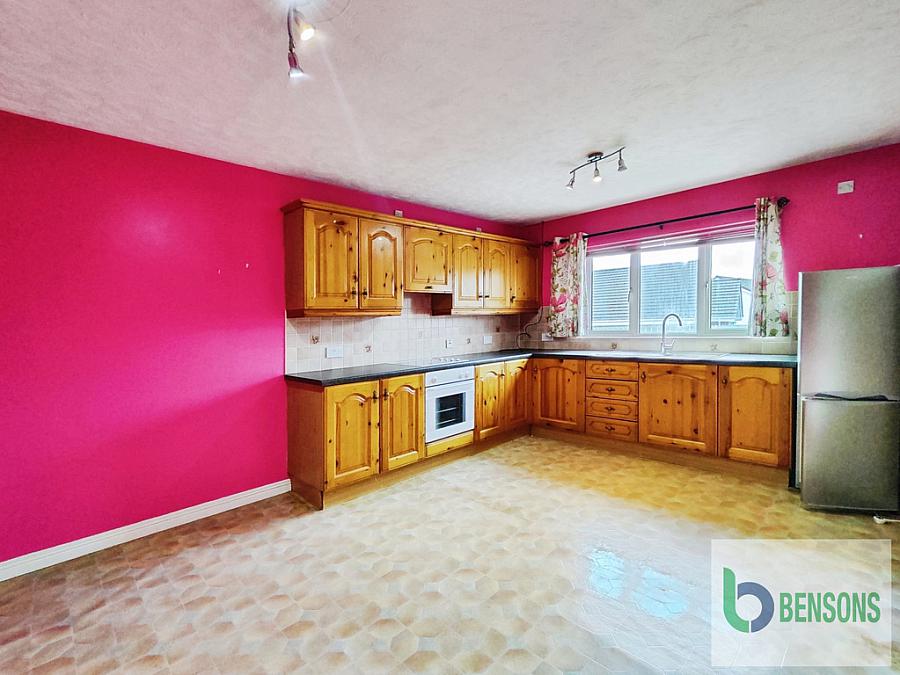 30 Knockbracken Park