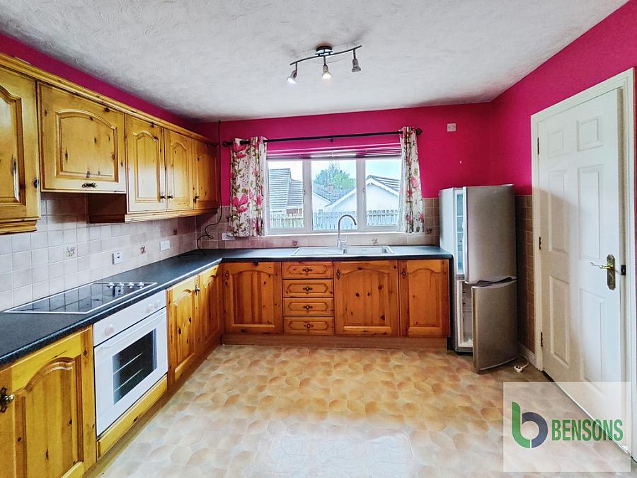 30 Knockbracken Park