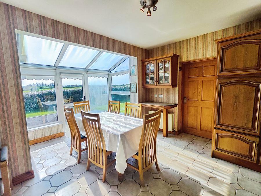 50 Dunluce Road