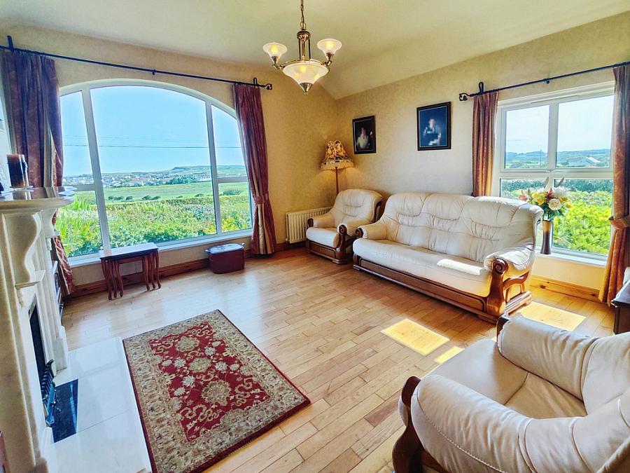50 Dunluce Road