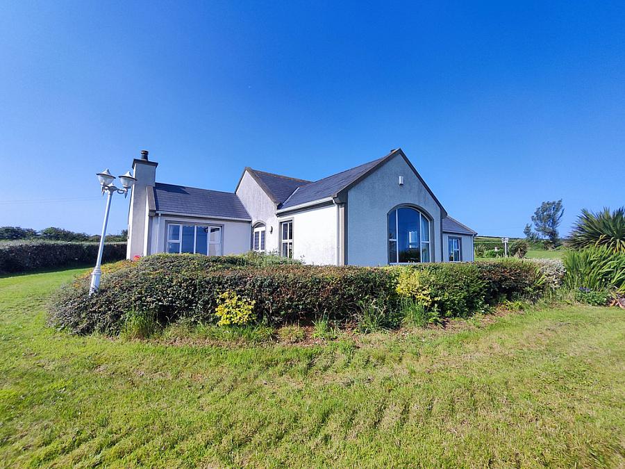 50 Dunluce Road