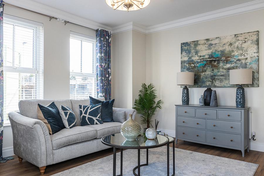 2 Blackthorn Drive