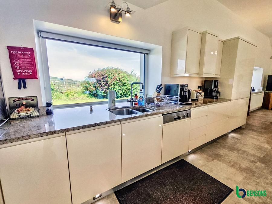 28 Artidillon Road