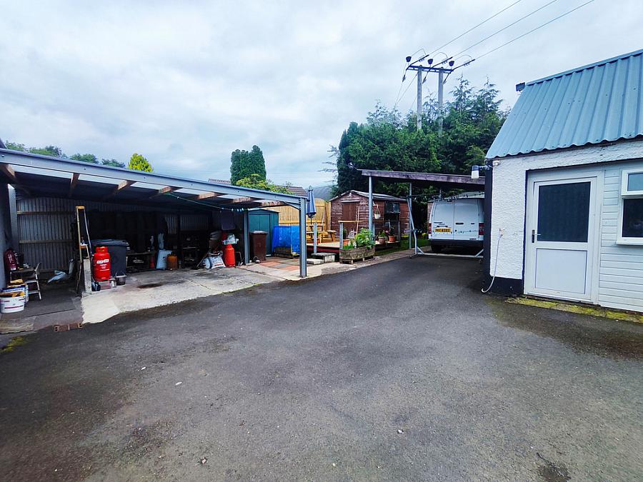 8 Mullaghinch Road